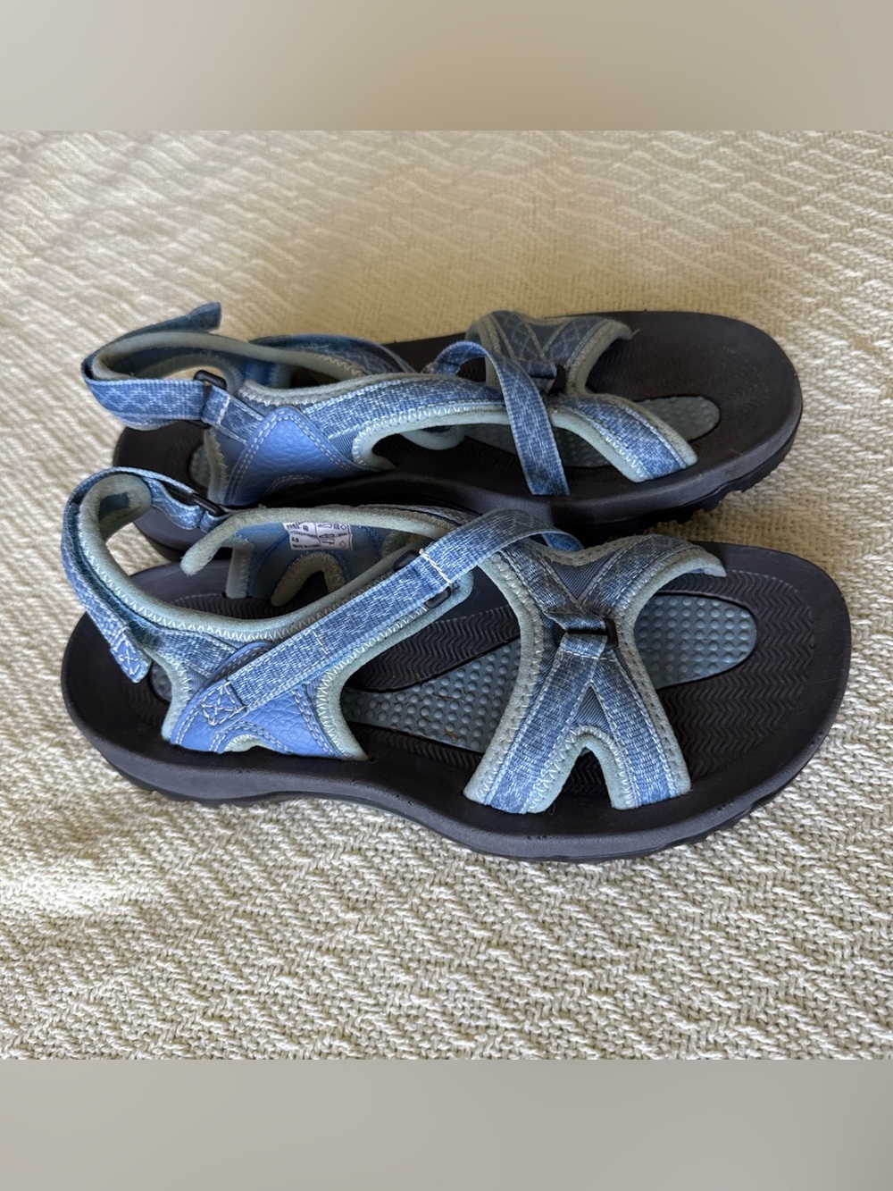 Lands' End Light Blue Strappy Waterproof Hiking Women's Sandals